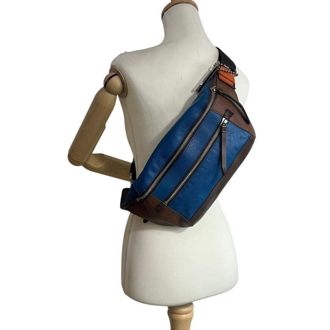 COACH - 美品 COACH ボディバッグ トンプソン シティーパック 70899