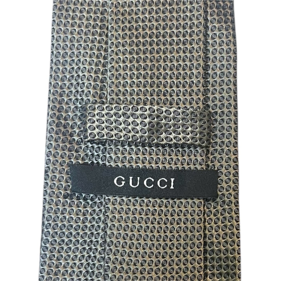 GUCCI - 【美品】GUCCI ネクタイ シルバーグレー ジャガード