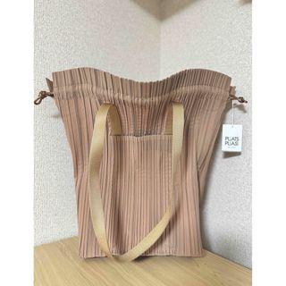 PLEATS PLEASE ISSEY MIYAKE（バッグ）のフリマアイテム一覧