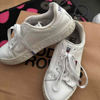 インスタグラマー鈴木亜美さんプロデュース厚底スニーカーMの通販 by