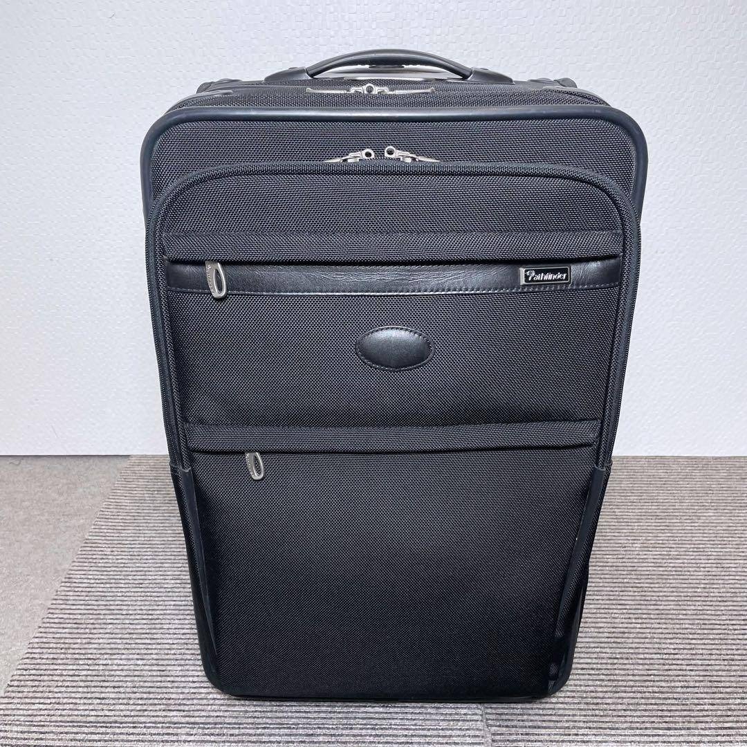 Pathfinder スーツケース 拡張機能付 パスファインダー DuraMax