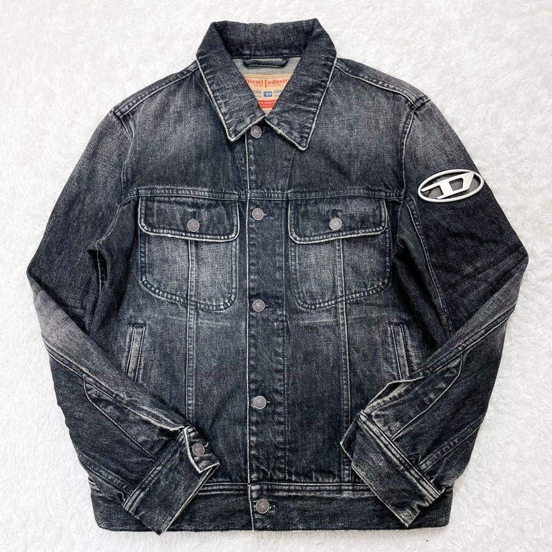 DIESEL - 未使用級 DIESEL ディーゼル メタルロゴプレートデニム