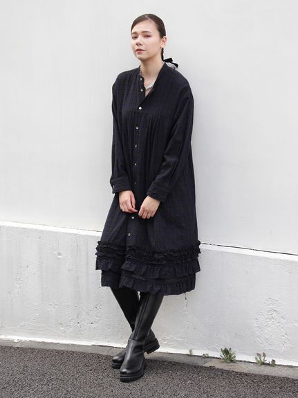 ウールリファイン裾フリルワンピース(前開き)（シャツワンピース