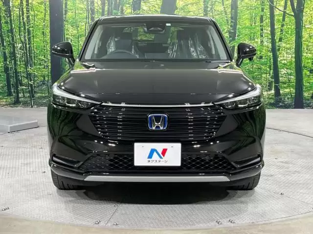 ヴェゼルの「アーバンスタイル」とは？魅力やカスタマイズを検討する