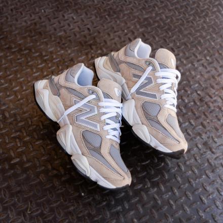 国内先行予約/1月10日発売予定】 ニューバランス9060 ベージュ/グレー