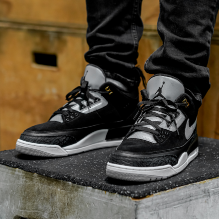 国内8月7日発売予定】ナイキ エアジョーダン 3 レトロ ティンカー