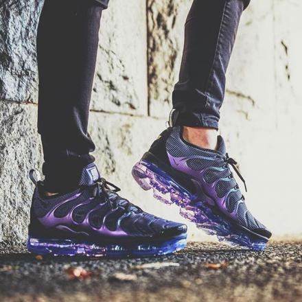 国内1月3日発売予定】ナイキ エアベイパーマックス プラス 