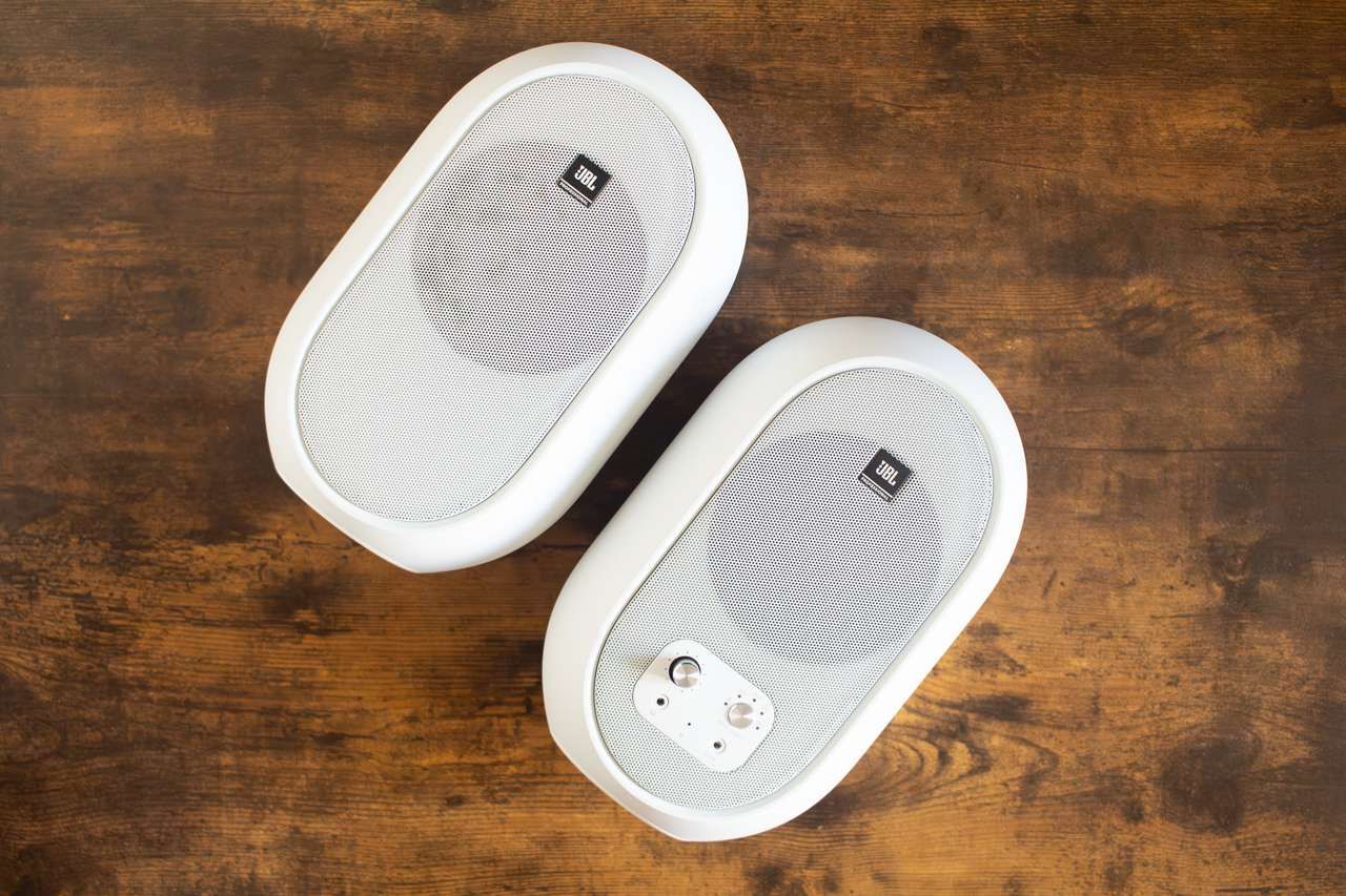 JBL『104-BTW』を購入！Bluetooth機能付きモニタースピーカーが便利