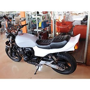 CB400スーパーフォア（EBL-NC42）に適合する｜シートカウル・テール