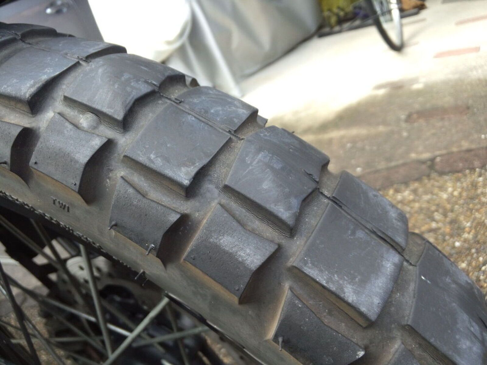 YAMAHA テネレ700「タイヤ交換」 | ウェビックコミュニティ