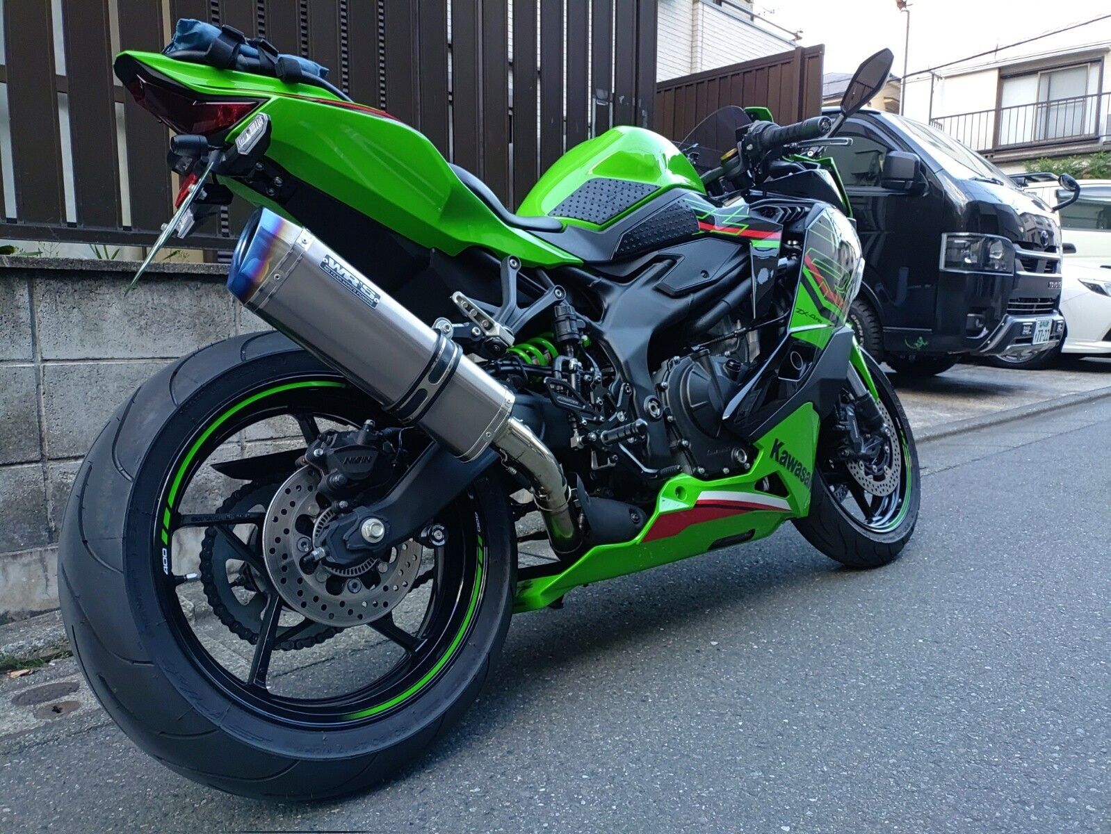 KAWASAKI ZX-4RR「A-TECH製アンダーカウル加工取付」 | ウェビック