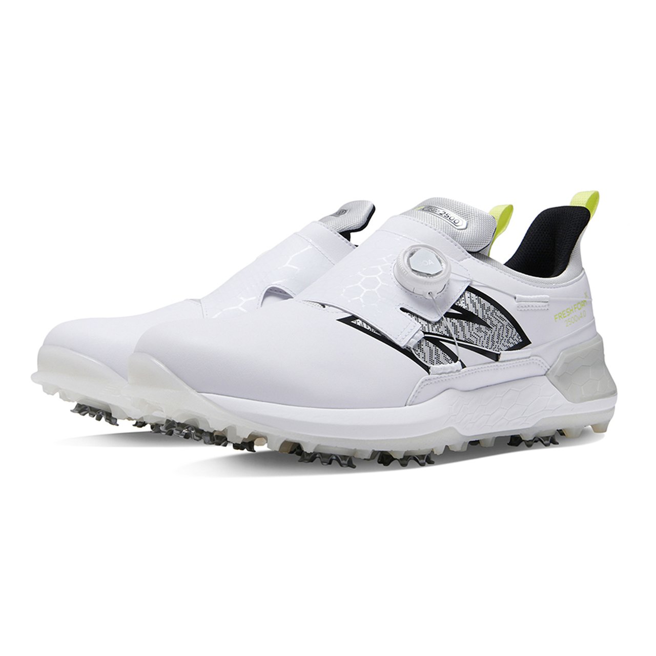 ニューバランスのゴルフシューズ】トッププロお墨付きの最新作は18