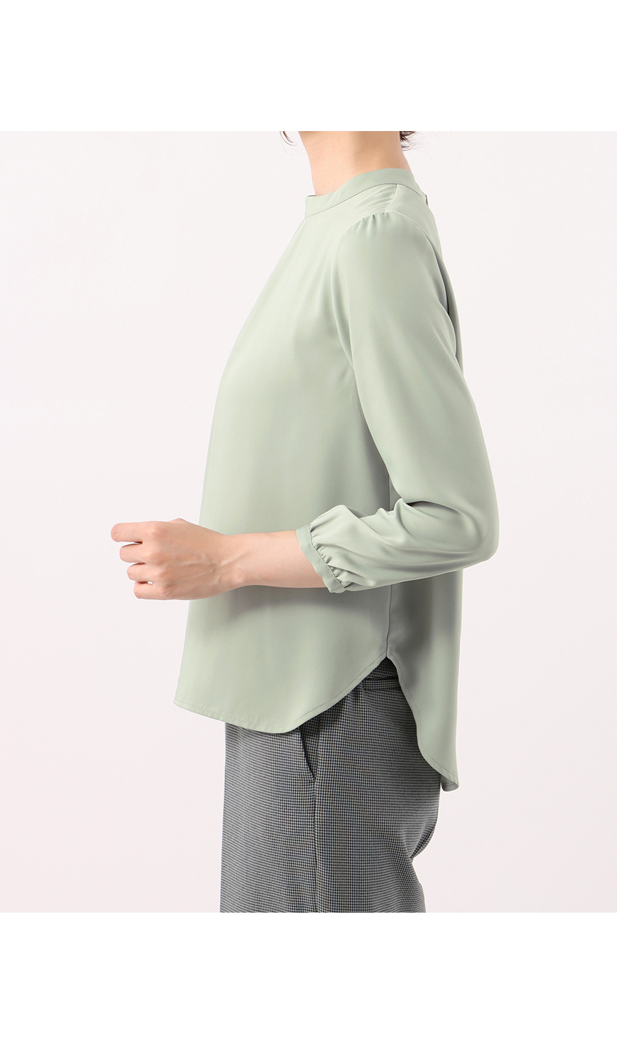 ハイネックタックブラウス【Instagram共創企画】【9分袖】 (RBL24142