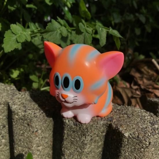 カームキャット（orange） - Sofvi & T-shirt「ART JUNKIE TOKYO WEB