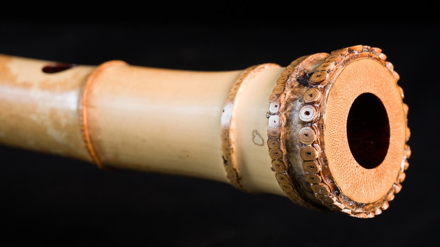 38 値下げ 尺八 一尺六寸管 銘 ○軒？ 二印 梅軒だと教えて頂きました