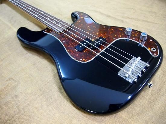 Fender Japan Precision Bass Uシリアル - Geek IN Box