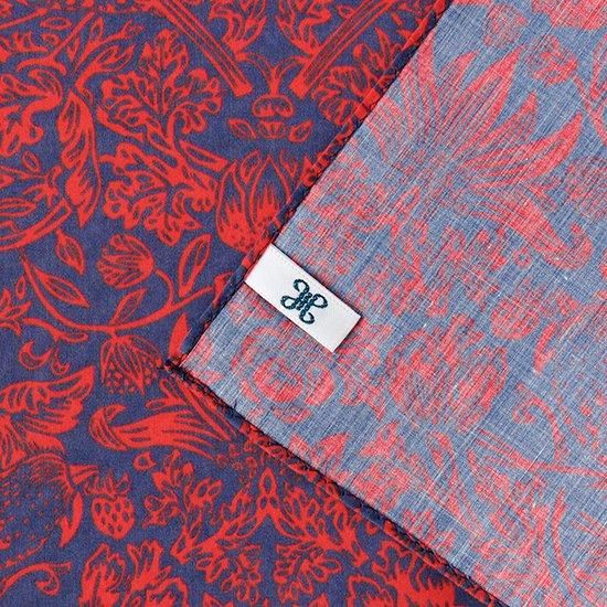 リバティ Strawberry Meadow / Redハンカチ | H TOKYO ハンカチ | OLD