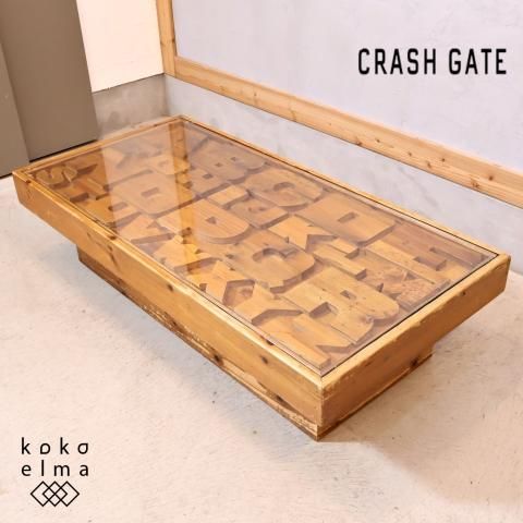 CRASH GATE(クラッシュゲート)のABCセンターテーブルです。杉古材を