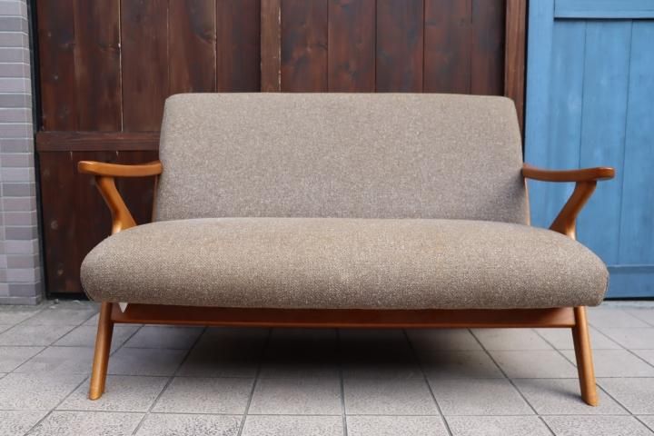 unico(ウニコ)のFIVE(ファイブ)二人掛けソファです。50'sのプロダクト