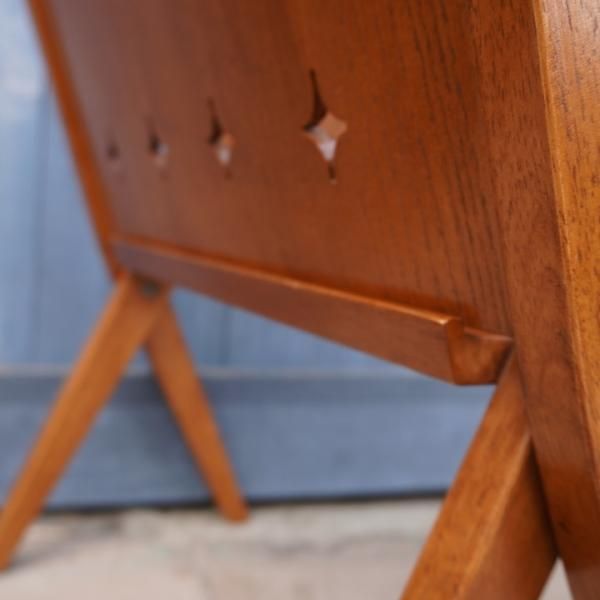 ACME FURNITURE(アクメファニチャー)のBROOKS(ブルックス)ブック