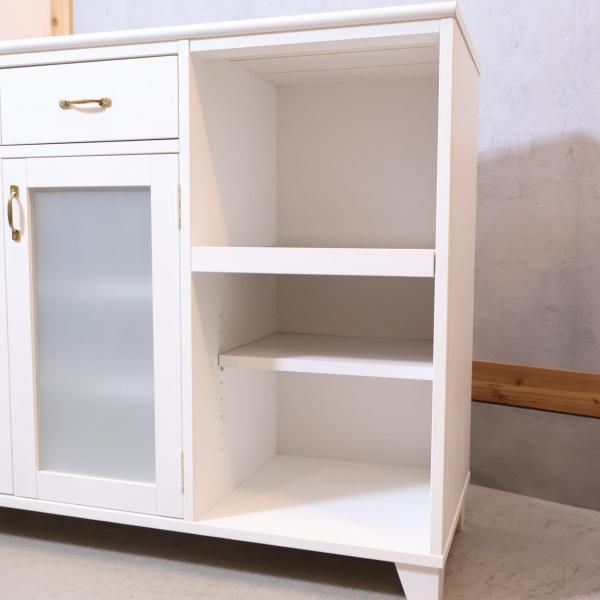 MOMO natural(モモナチュラル)の人気シリーズLAND(ランド)のキッチン