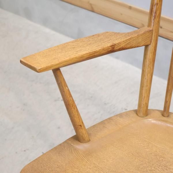 CONDE HOUSE(カンディハウス)のリキ ウインザー アームチェアー。日本