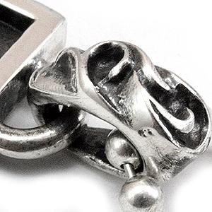 クロムハーツ（Chrome Hearts）ペンダント フレームド BSフレア