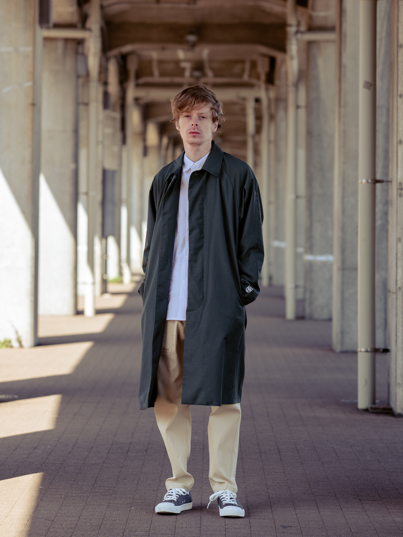 細部にまでこだわったステンカラーコート｜鎌倉KEYMEMORY【公式通販】