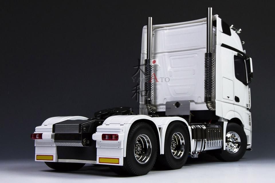受注生産】 タミヤ1/14 ACTROS 3363 カスタム完成品 メスセデスベンツ