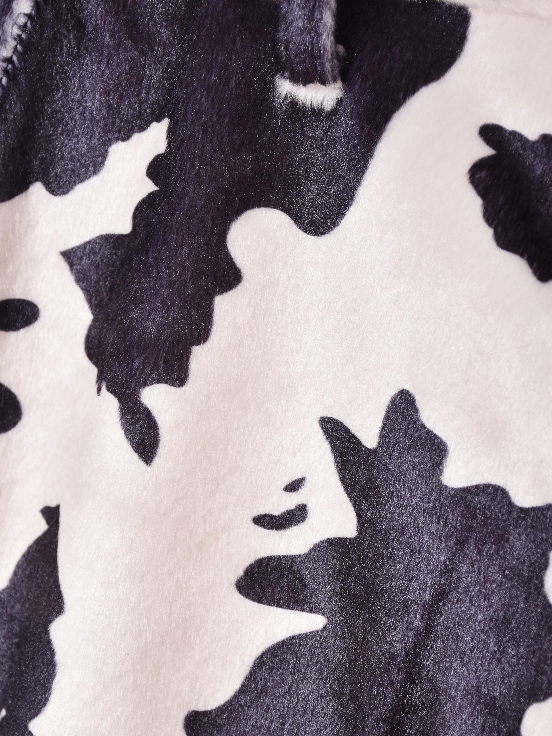 2色展開】「Backers」アニマル柄 フェイクファー ショートパンツ