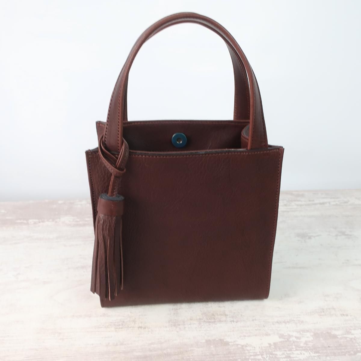 栃木レザー製しかくトートbag | ダークブラウン - naoao.bag / (公式