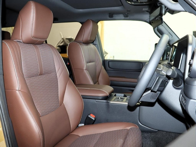 トヨタ ランドクルーザー250 2.8 ZX ファースト エディション