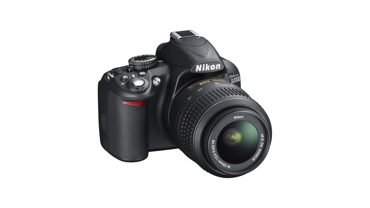 ニコン、「D3100 200mmダブルズームキット」を発売 - 価格.com