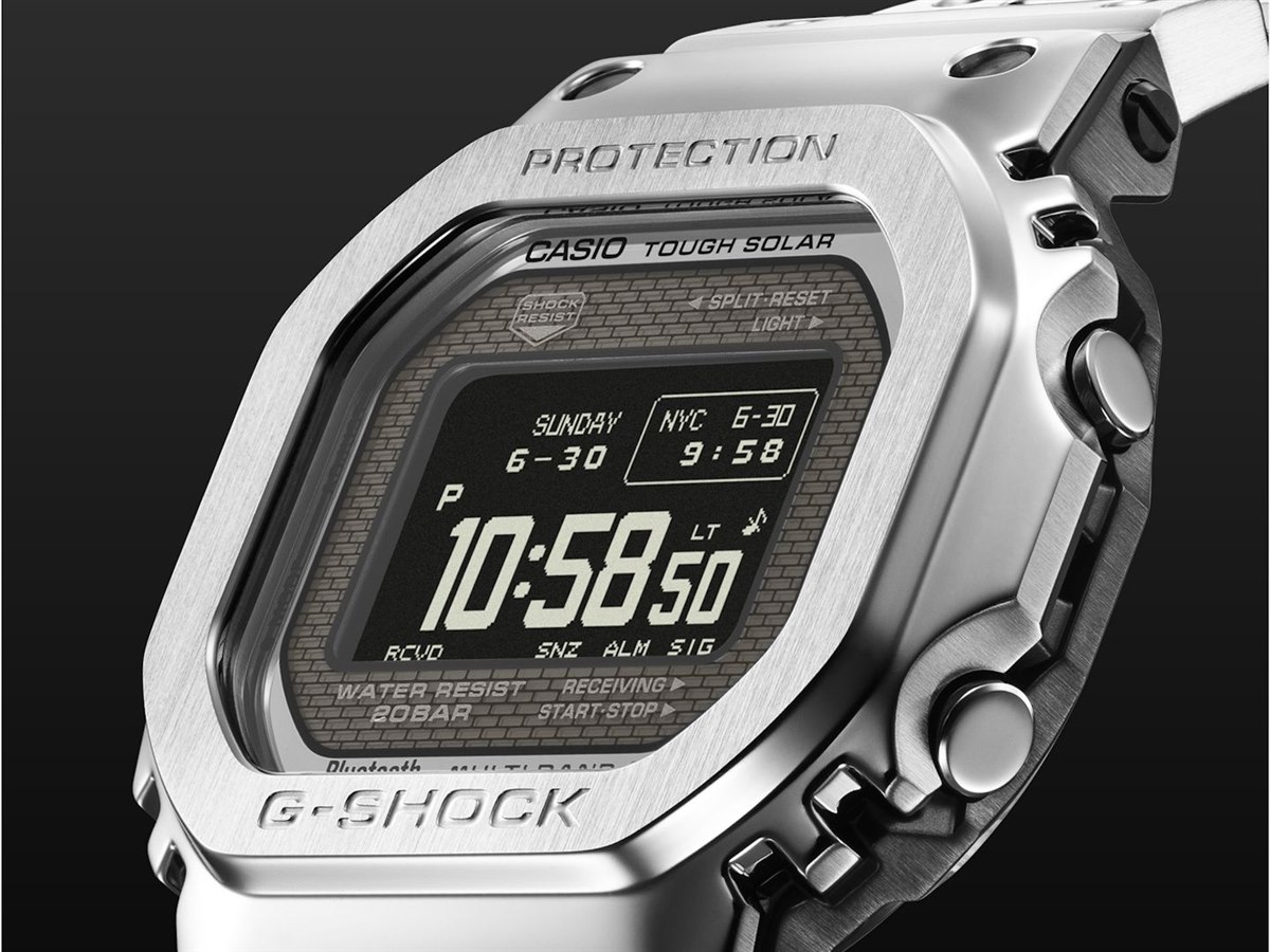 カシオ、フルメタルG-SHOCK初のMIP液晶搭載モデル「GMW-BZ5000」3機種