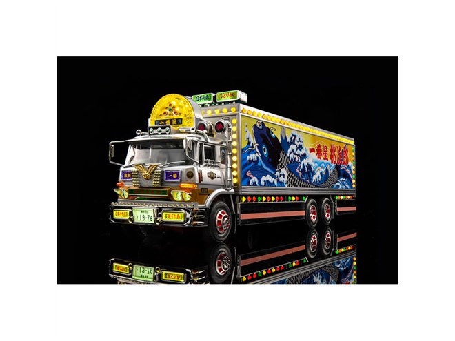 SKYNET「1/32 RCトラック野郎 一番星 望郷一番星」がACアダプター付き