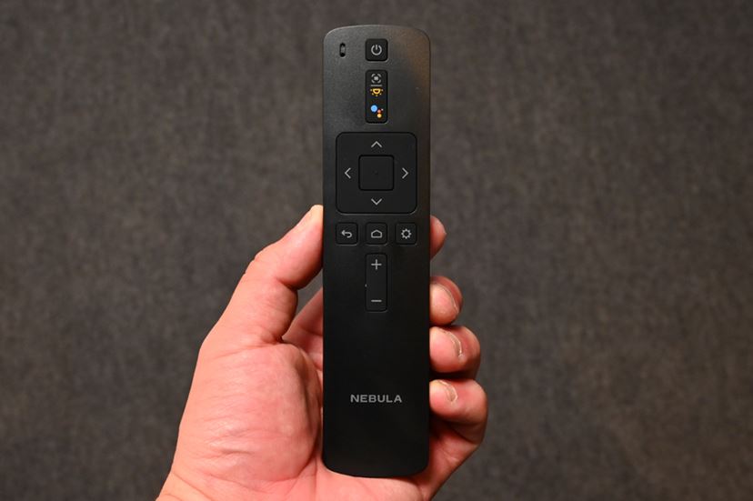 ま*か様 【状態良好】Anker Nova プロジェクター本体 + リモコン