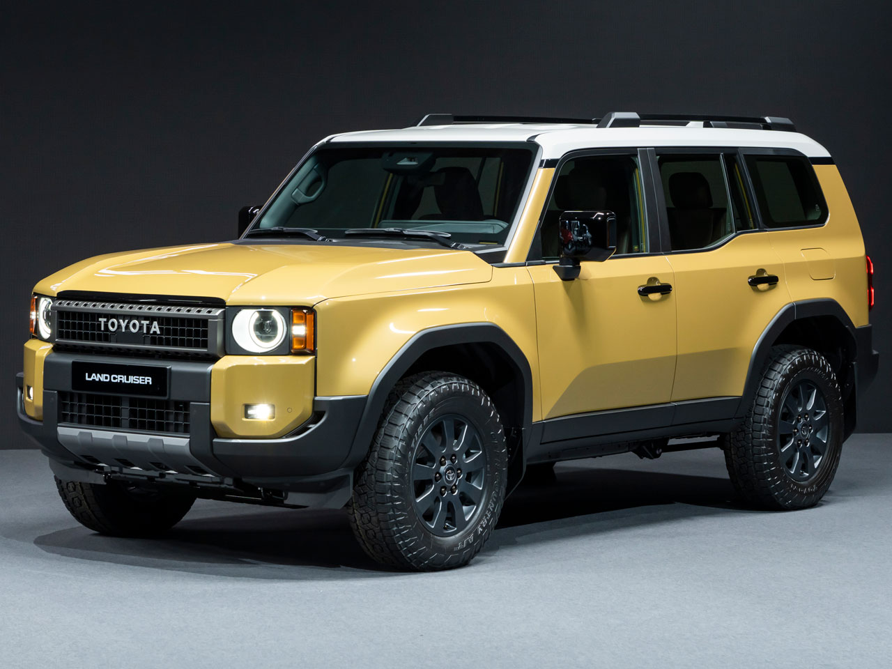 トヨタ ランドクルーザー250 2024年モデル ZXの価格・性能・装備