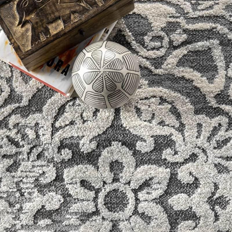 ベージュとグレーのノスタルジックなフラワーラグ No.718 ベージュと