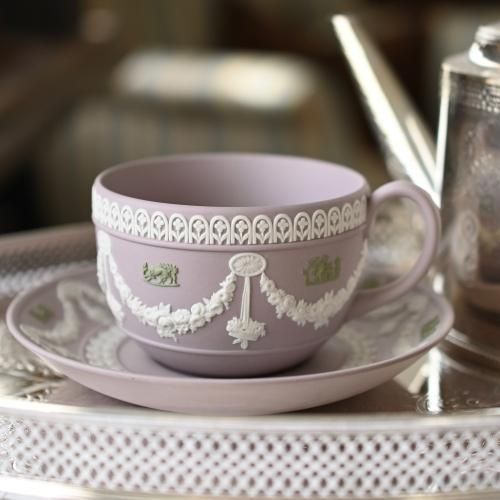 1870年代・ウェッジウッド ジャスパーウェア ライラックカラー の