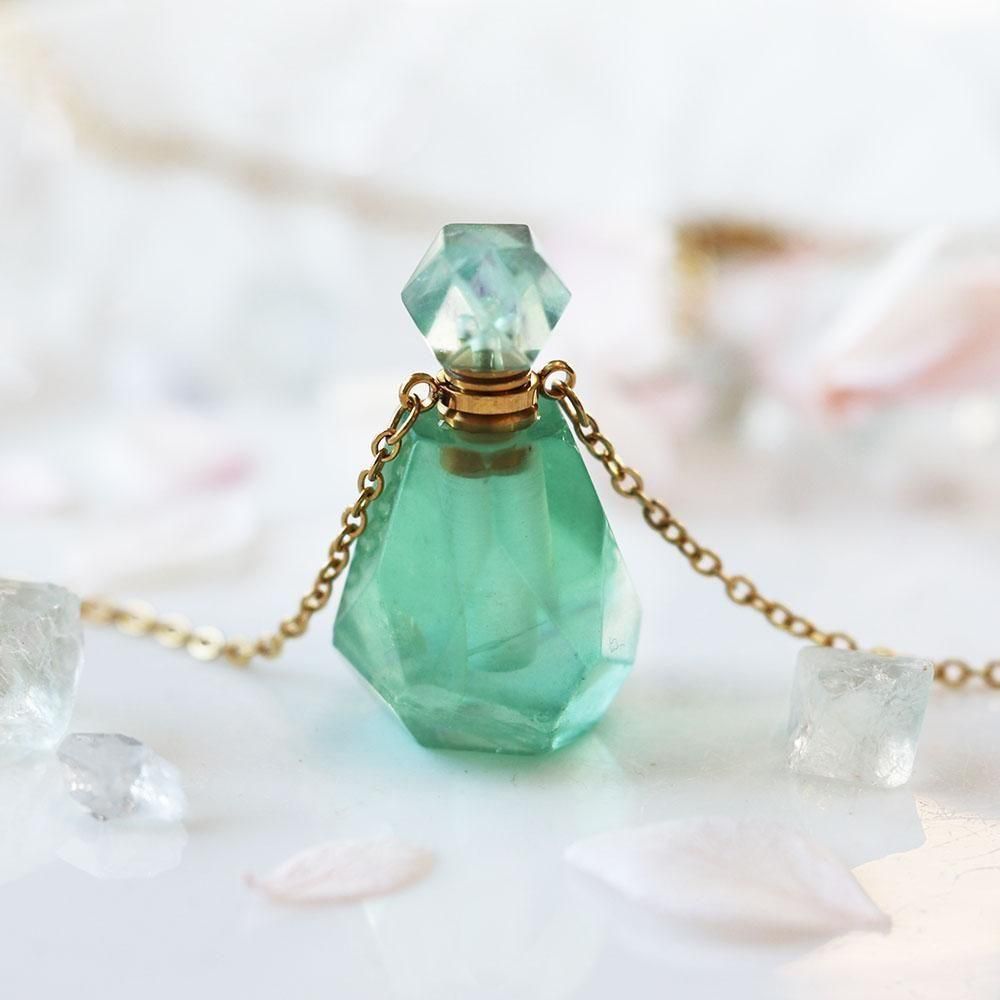 グリーンフローライト香水瓶ネックレス - 海福雑貨通販部