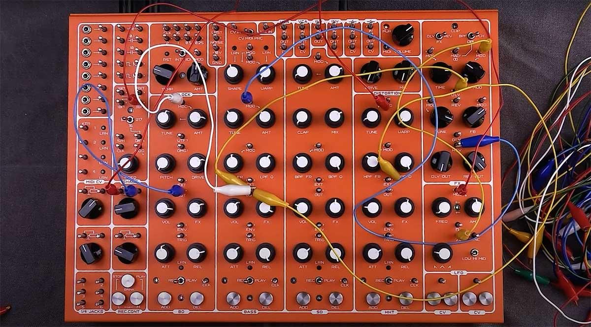 SOMA laboratory | PULSAR-23 (Screw) | シンセサイザー リズムマシン