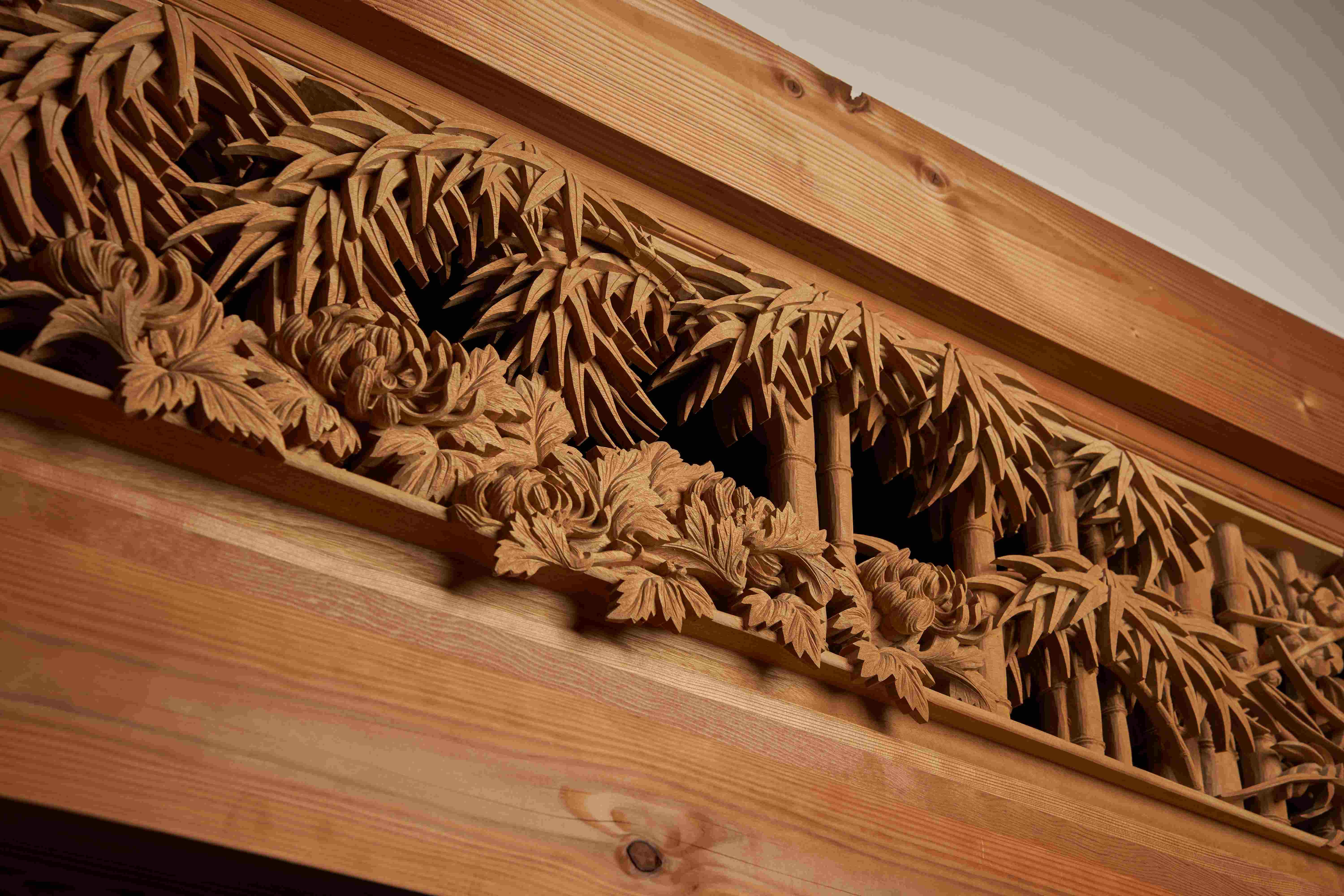 欄間（四君子） | 井波彫刻オンラインショップ