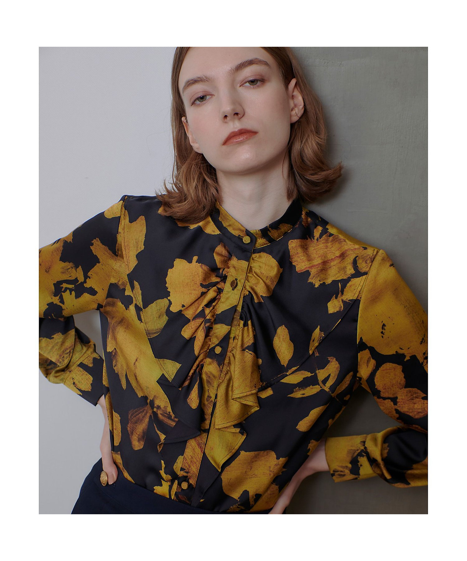 allurevilleモダンフラワーフロントフリルブラウス グリーン M