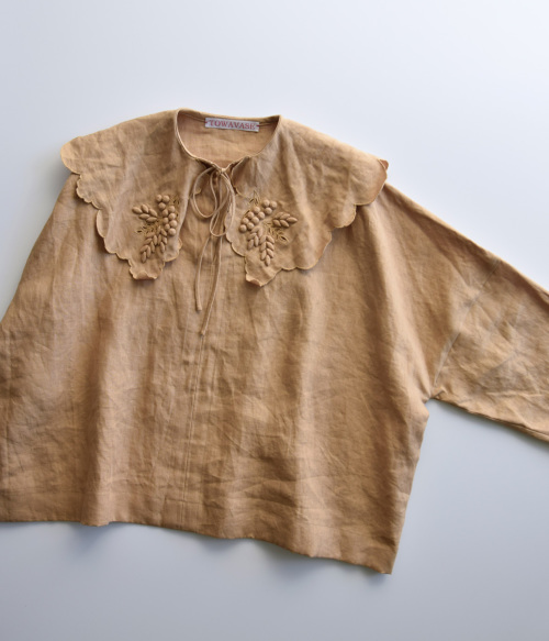 TOWAVASE(トワヴァーズ)リネン フリル プルオーバー ボンヴォヤージュ