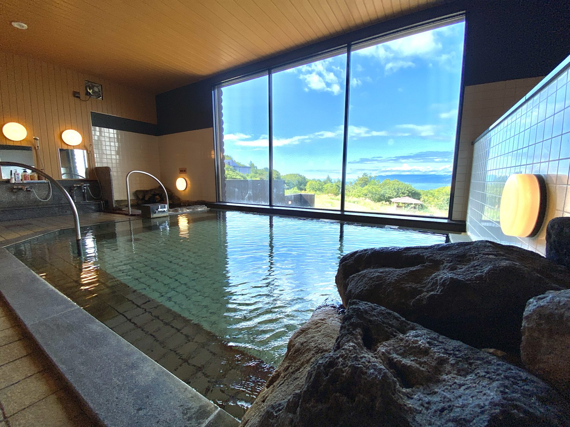 宿泊・入浴｜いわない温泉｜北海道・ニセコ連峰の温泉地