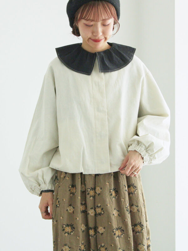 セール】 アンティーク風ブローチ付きジャケット（ブラック/キナリ