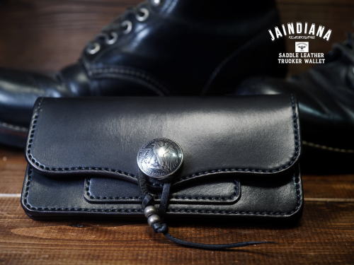 TRWE-B 定番ブラックサドルレザーのトラッカーウォレット