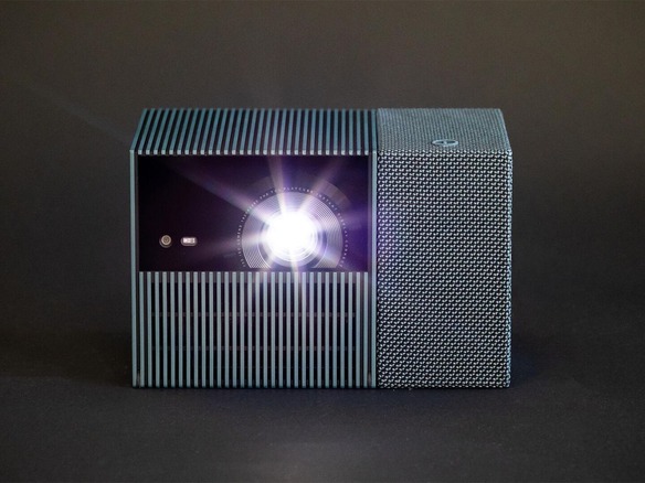 ひねるキューブ型プロジェクター「TCL PlayCube」レビュー：明るさ