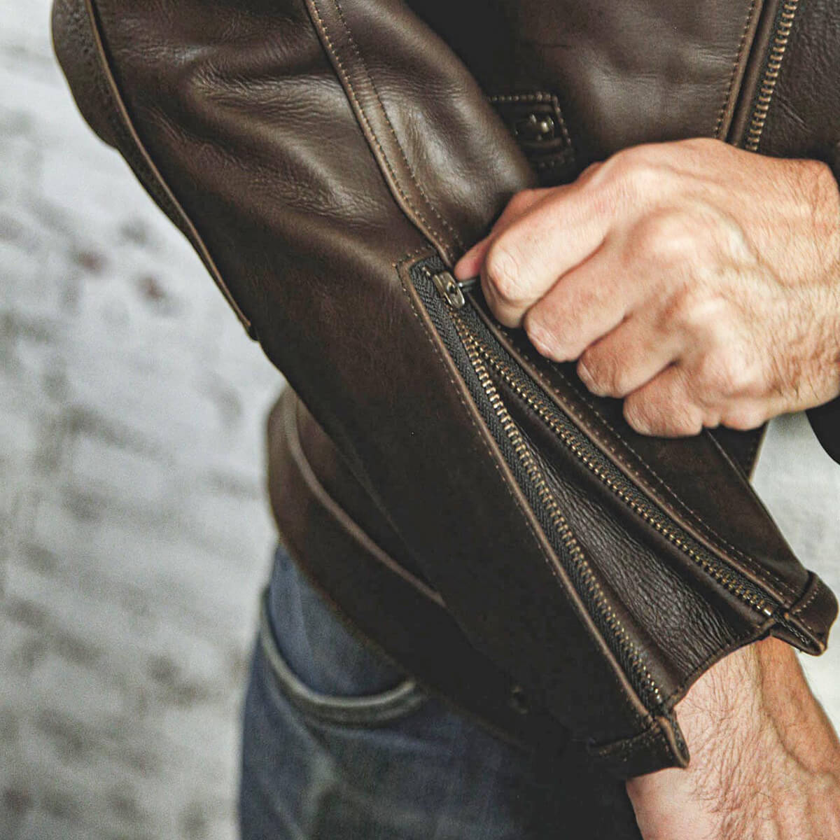 試着無料】エイジオブグローリー キングピン - バイク レザー