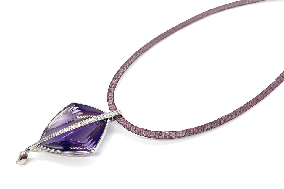 Amethyst K18WGアメシスト ダイヤモンドペントップ兼ブローチ(SV紐